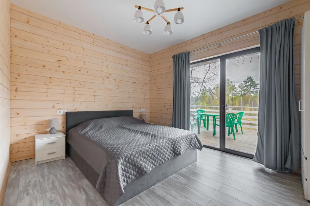 Коттедж с прямым видом на озеро