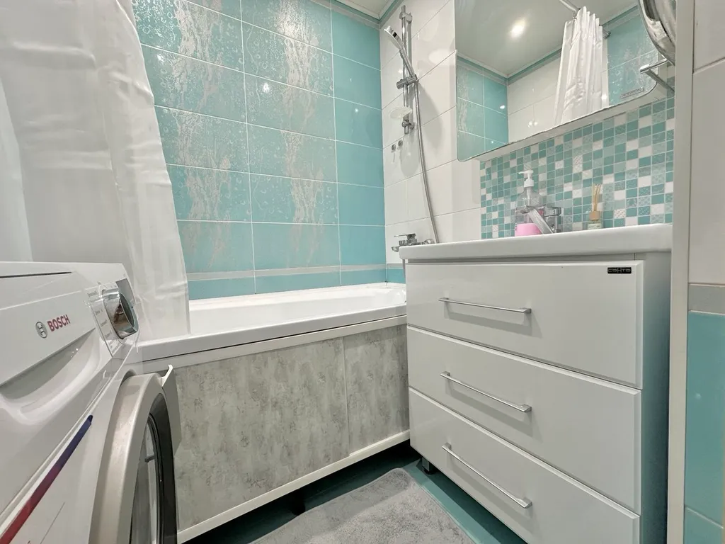 Просторная квартира у дворца спорта Юбилейный