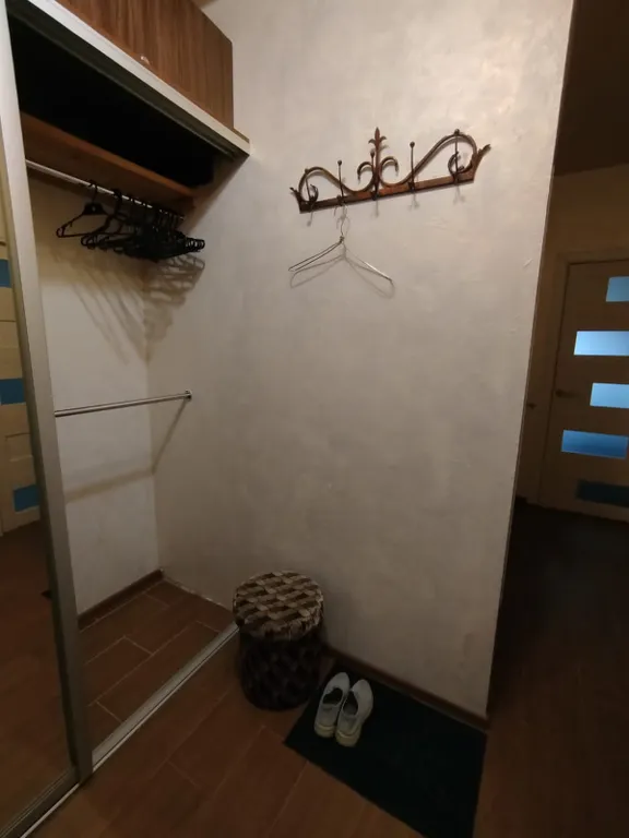 Замечательная квартира в районе 7 горбольницы с видом на горы