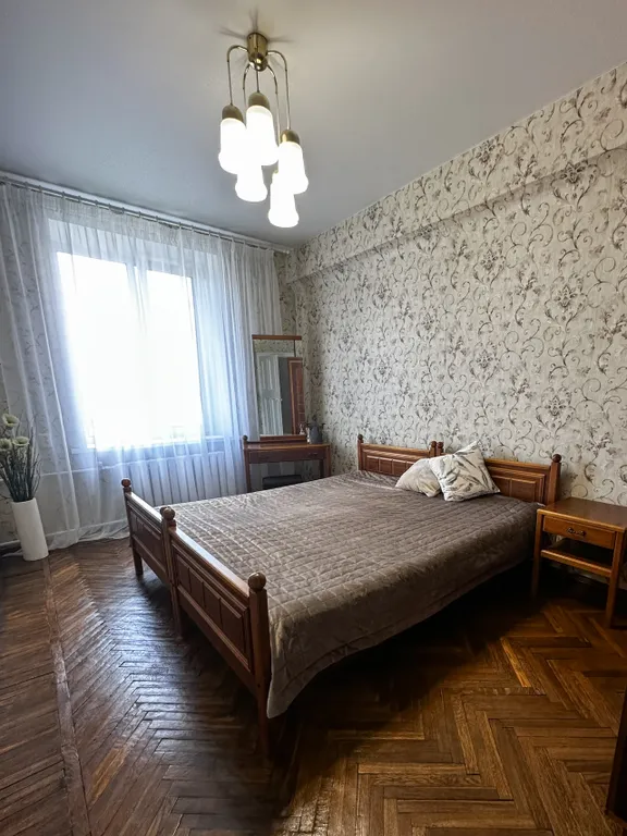 Уютная квартира рядом с новым тетром Г.Камала