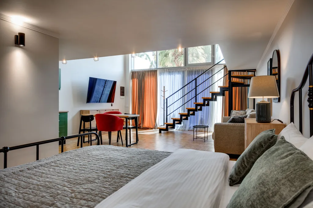 Двухуровневая студия на 1 этаже