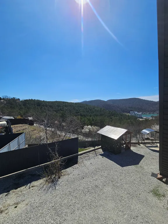 Домик в Абрау