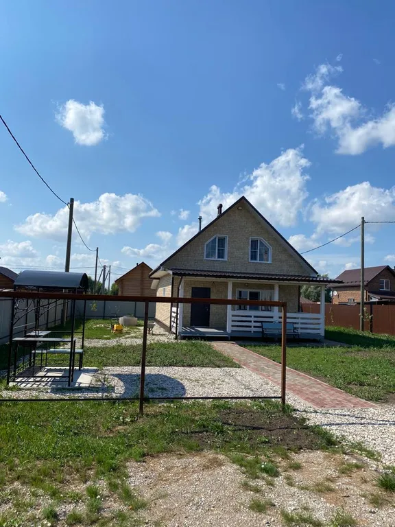 Коттедж Уютный дом в живописном районе — аренда посуточно в Великий Новгород