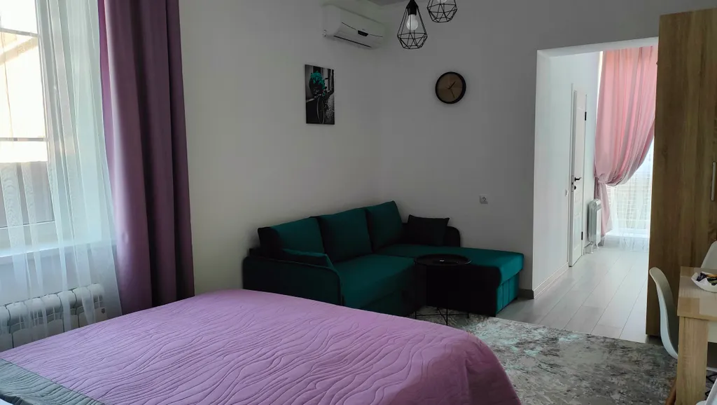 Квартира Квартира Апартамент "Авиньон" с парковкой и завтраком рядом с "Экспоград-ЮГ" — Краснодар