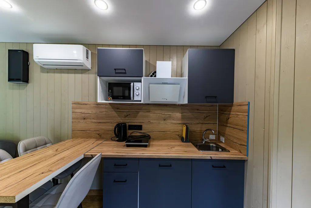 Гостевой дом рыбака с русской баней и банным чаном на терр-и минибазы