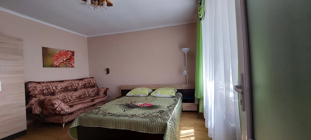 Отдельный этаж, в частном секторе