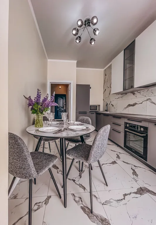 Дизайнерский апартамент с видом на море