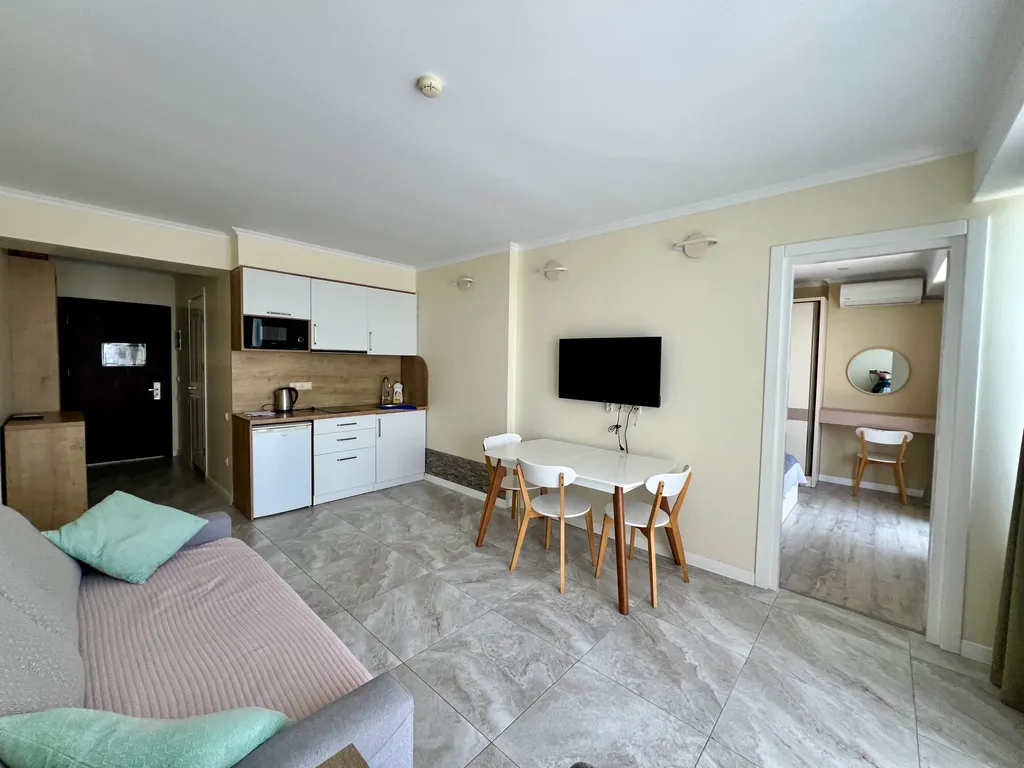 Orbi Beach Tower №2512 — море, парк, небоскреб