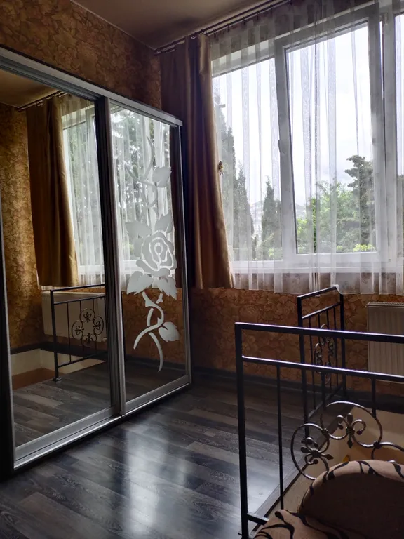 Коттедж Дом отдельнный двухэтажный коттедж для семейного отдыха — Ялта