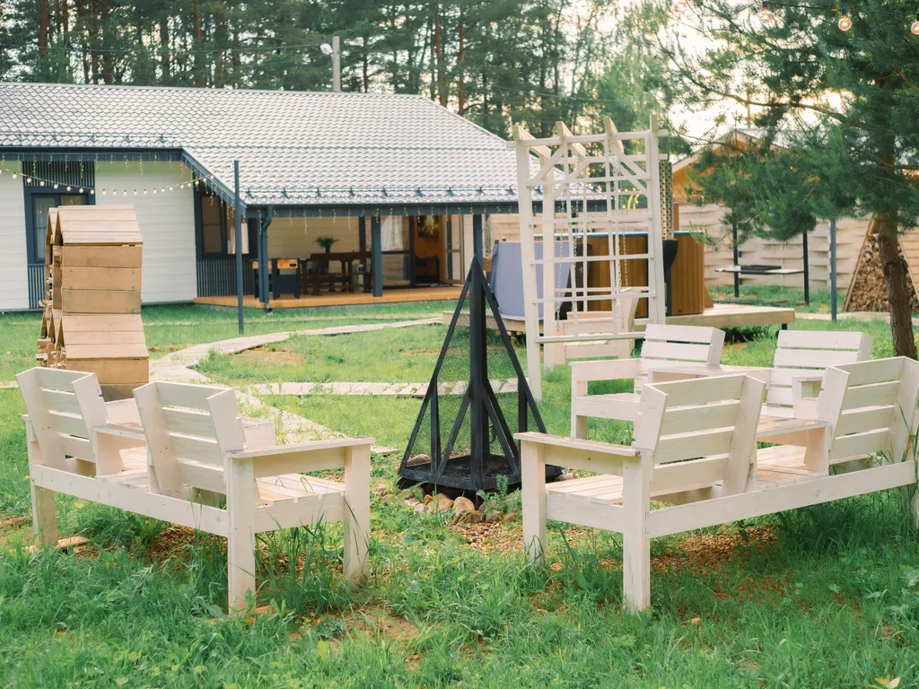 Эко-дом Пчёлка в живописном лесу