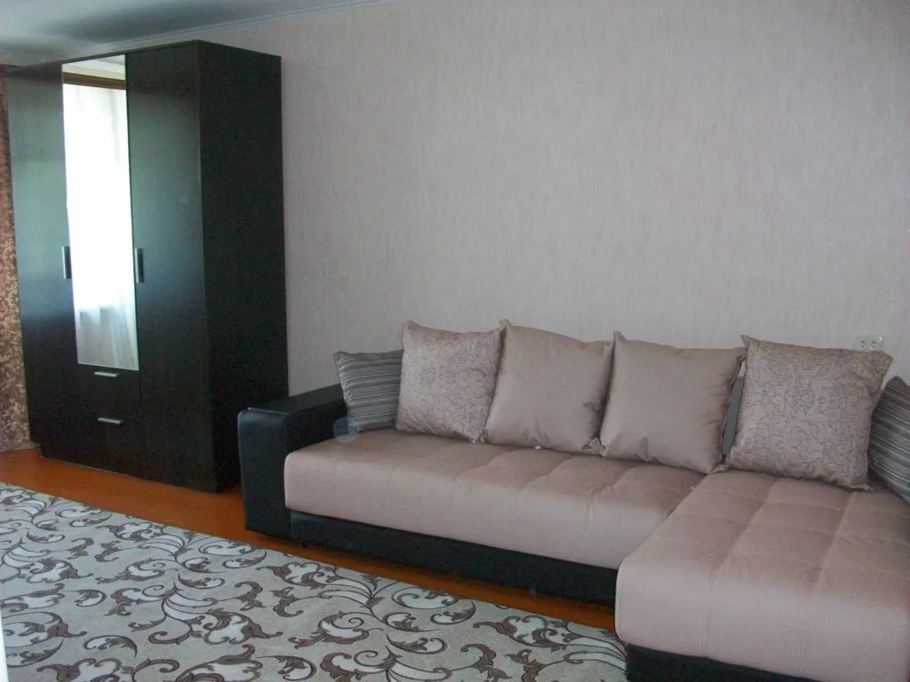 Просторная квартира в центре Феодосии на Революционной — аренда посуточно в Феодосия