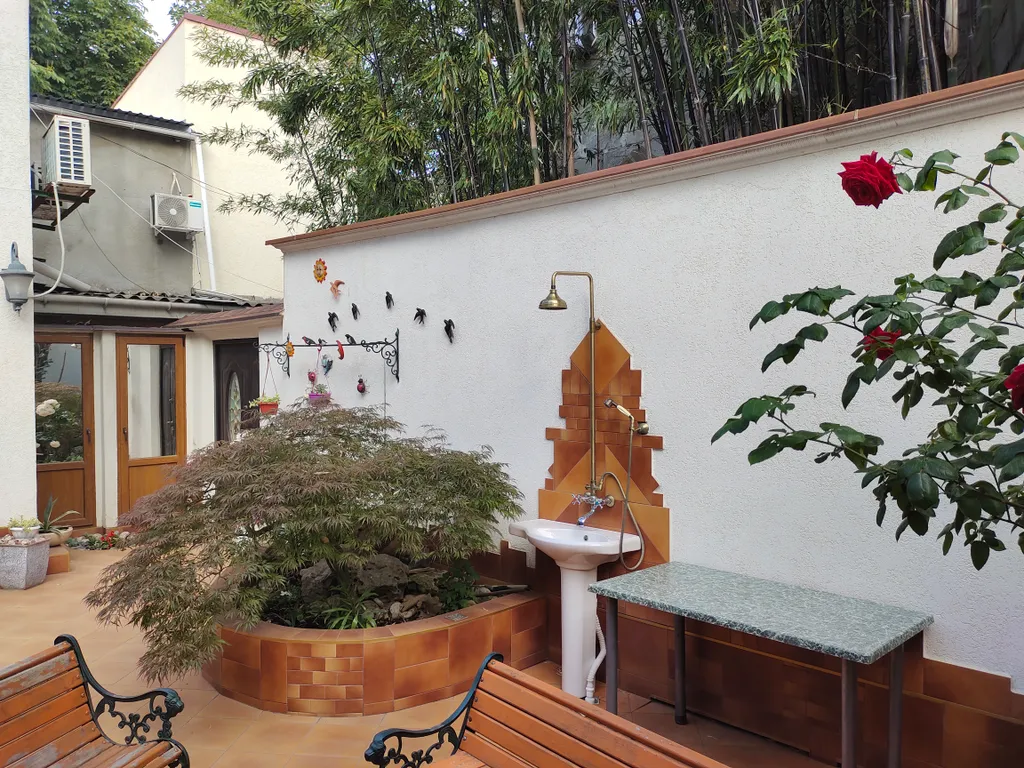 Коттедж 3-комнатный Дом — Ялта