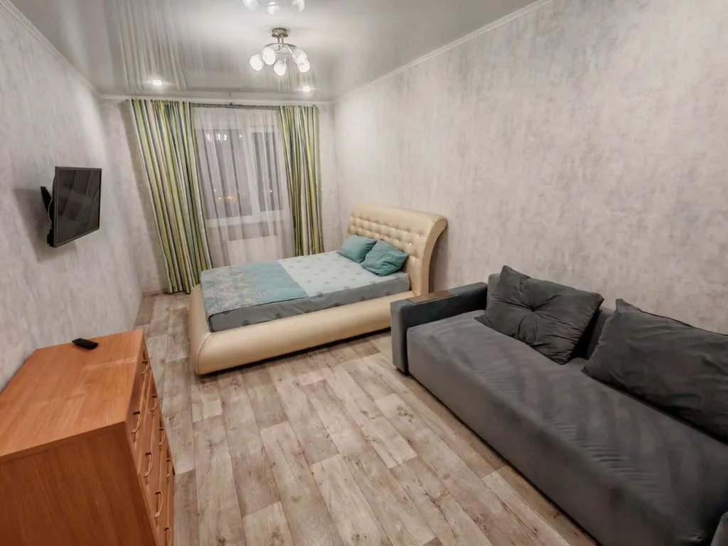 Однокомнатная квартира — аренда посуточно в Оренбург