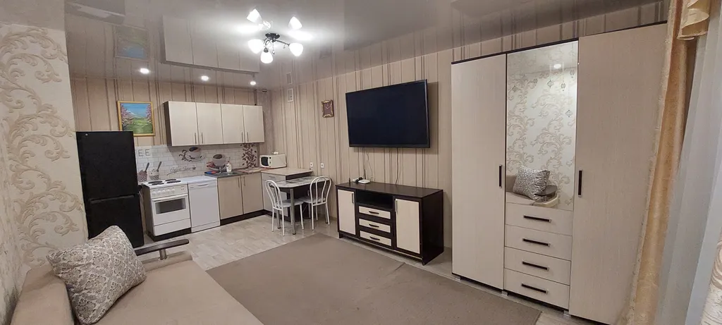 Квартира Уютная квартирка в тихом районе — аренда посуточно в Обь