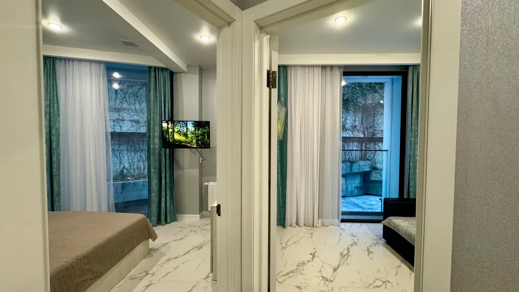 Апарты в 10 минутах от моря с бассейном