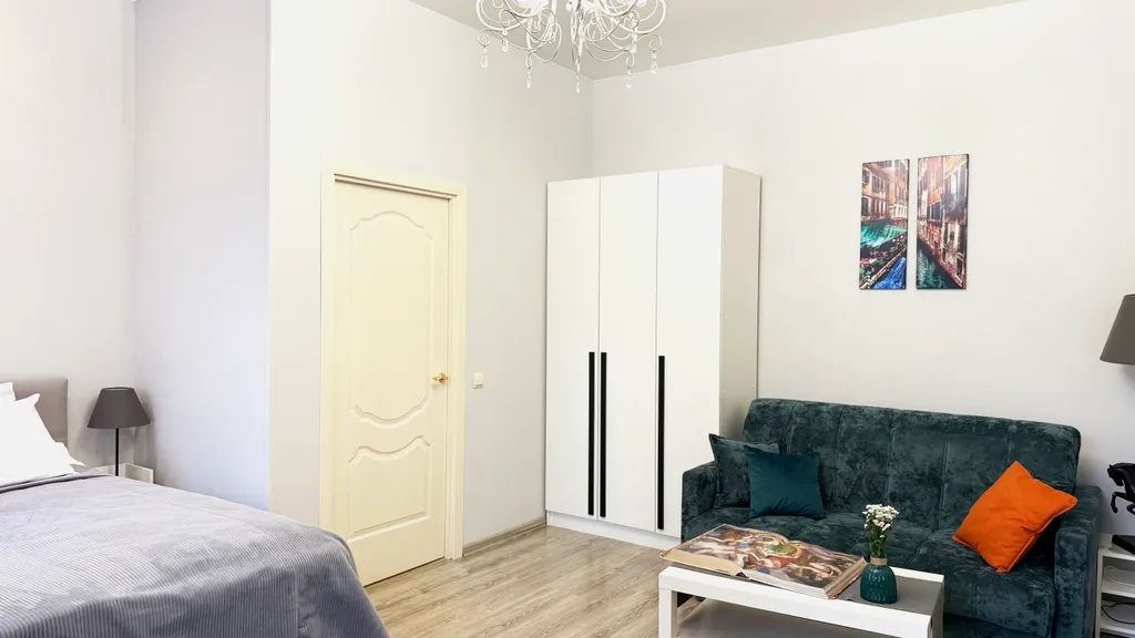 Квартира Квартира у Казанского Собора с камином — Санкт-Петербург