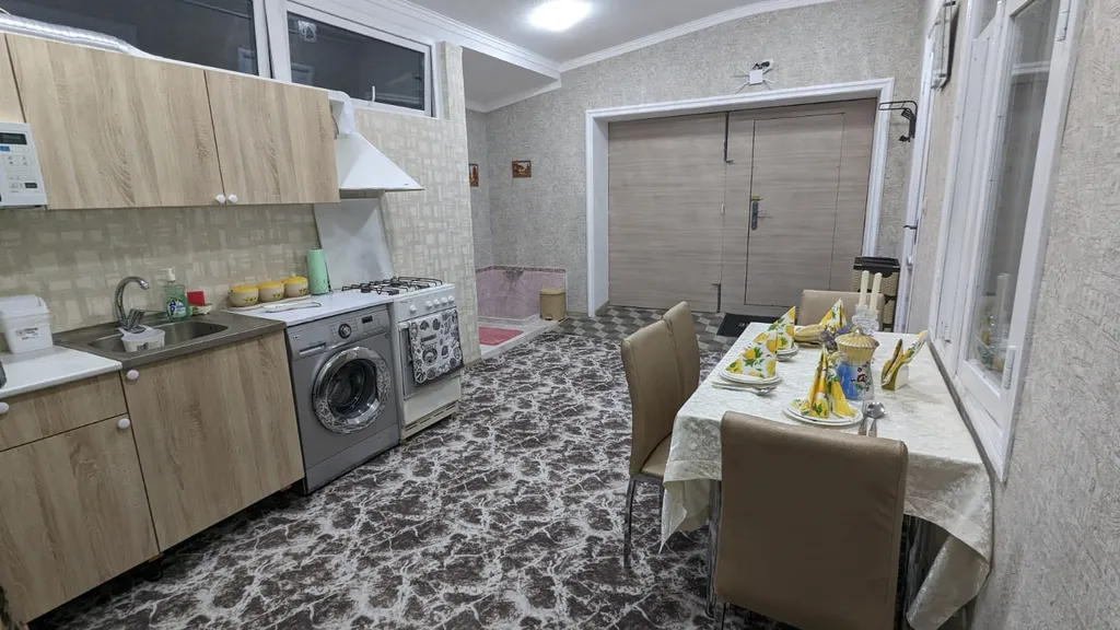 Уютный домик в центре города