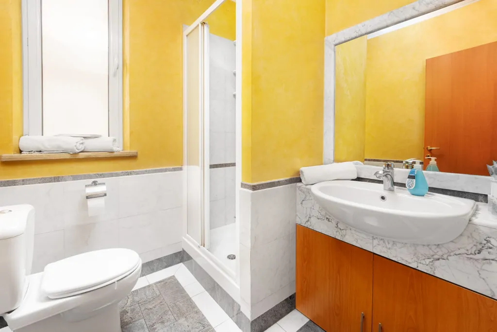 Квартира с 2 спальнями, балкон с видом на парк