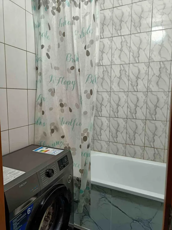 Трехкомнатная квартира в центре города Нягань