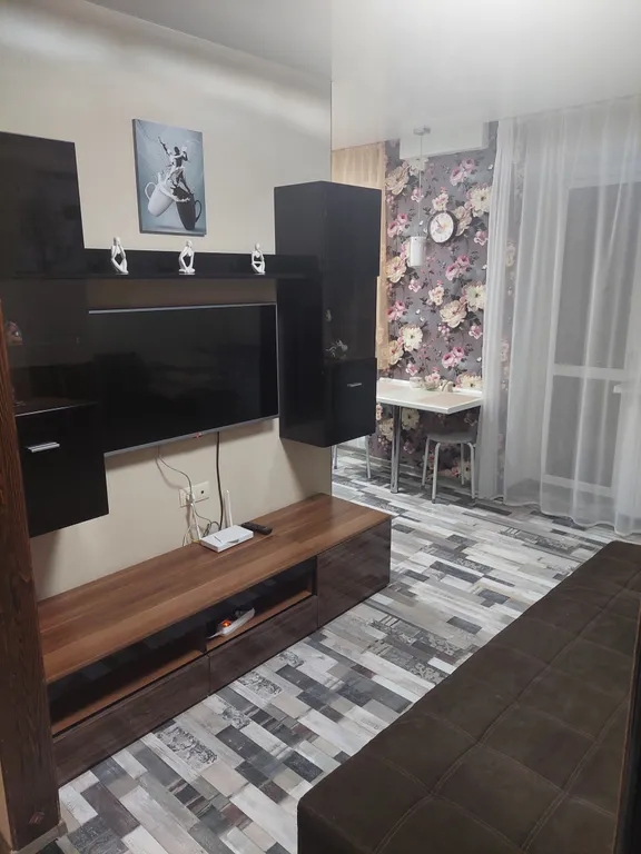 Уютная чистая 2-комнатная студия недалеко от центра