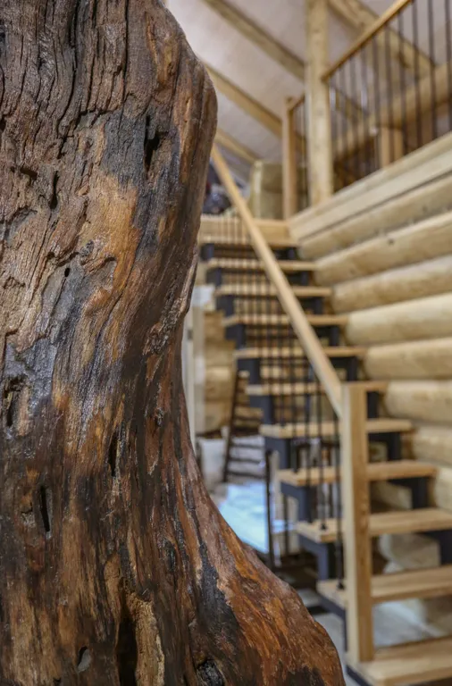 Величественный двухэтажный коттедж Кебрачо на Усадьбе скульптора Эрьзи