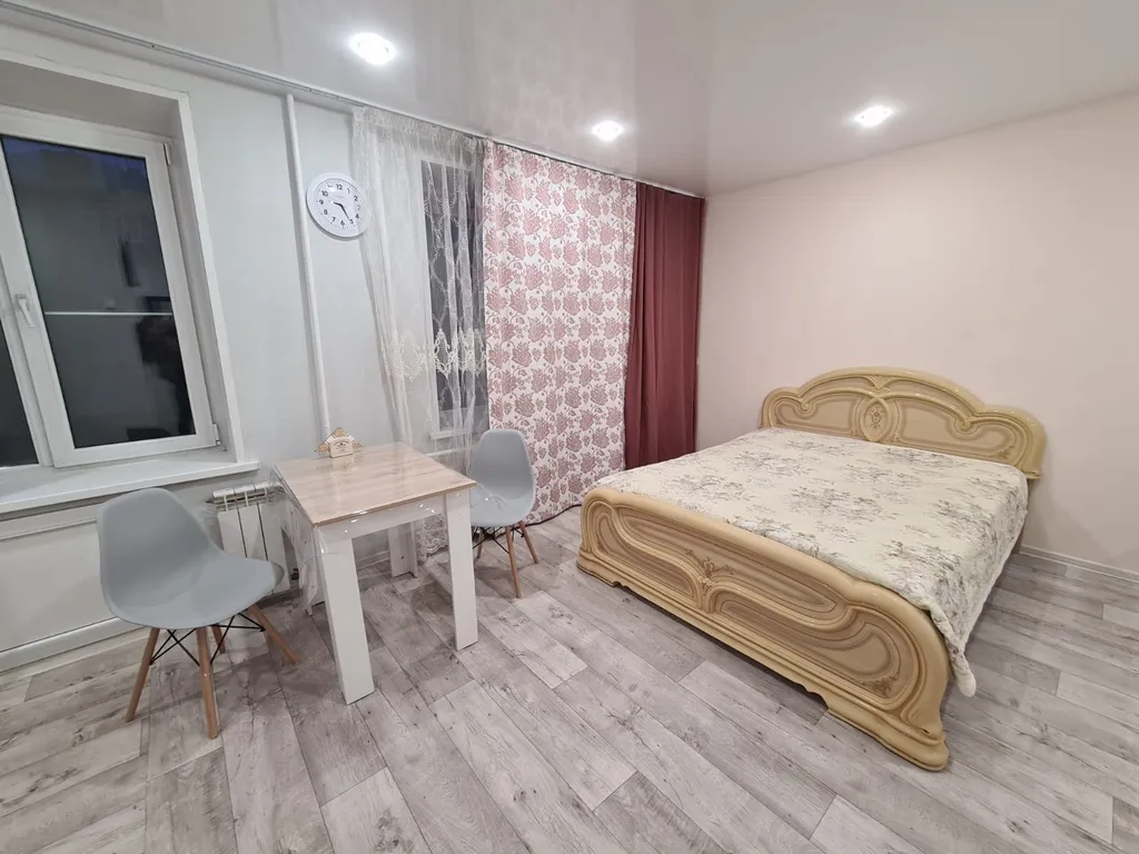 Студия возле вокзала