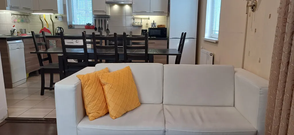 Дом на берегу озера