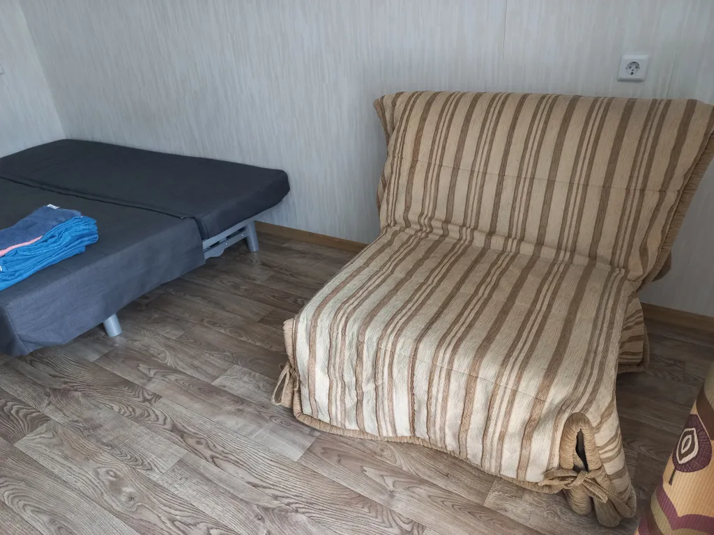 Светлая уютная квартира вблизи Медицинской академии и ЖД Больницы