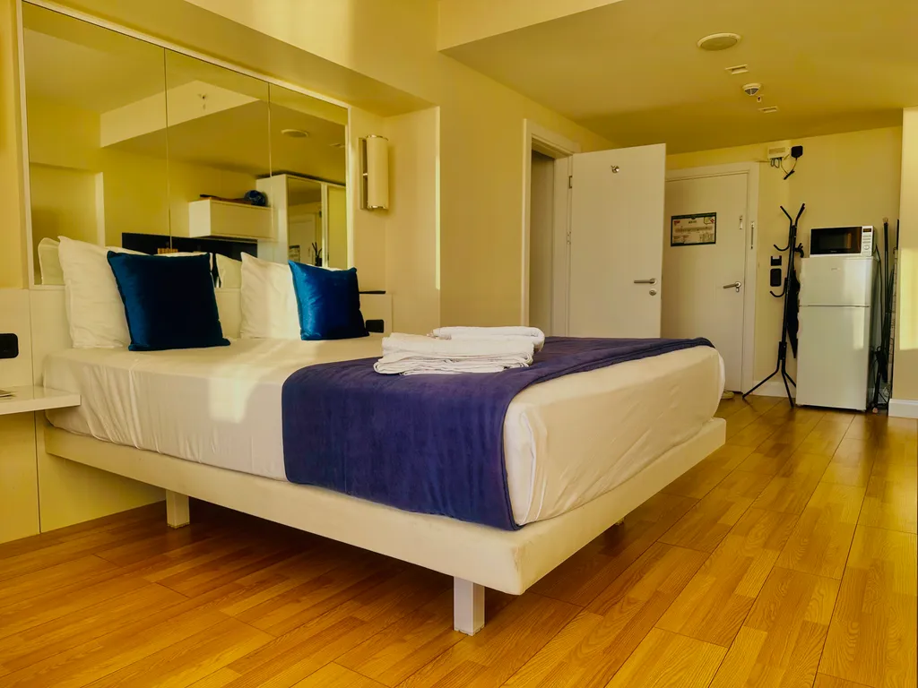 Sea Sunset Residence 43 floor