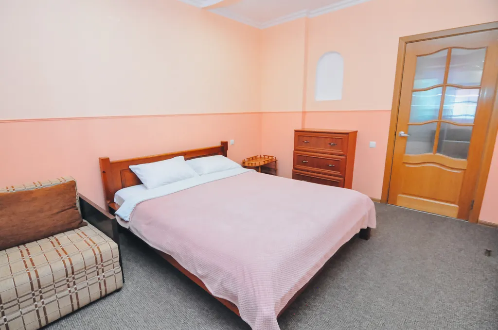 Квартира в центре Ялты на Чехова — аренда посуточно в Ялта