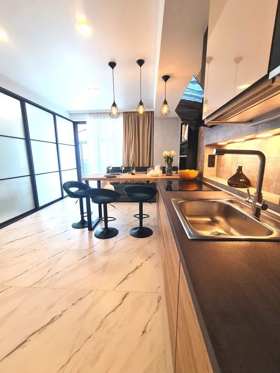 Супер-видовая квартира в Ливадии на берегу моря