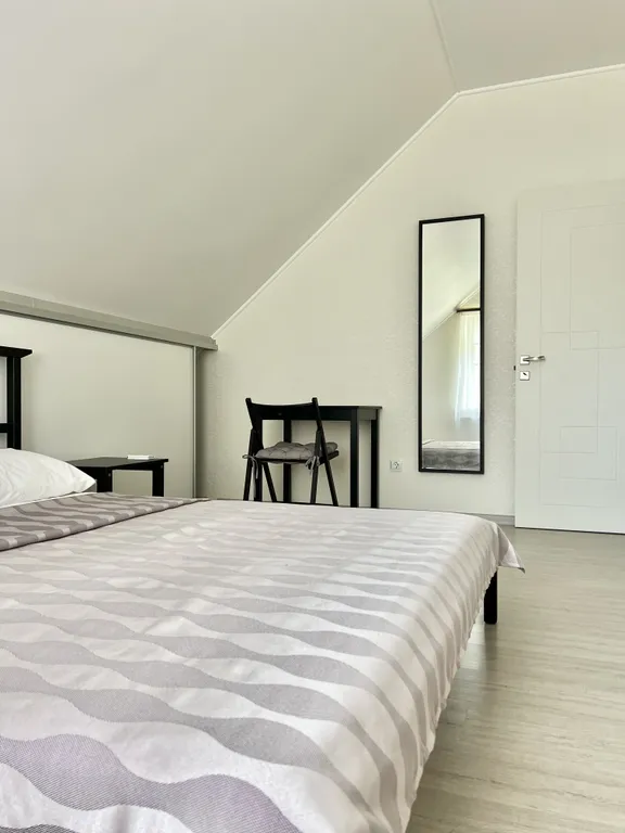 Загородный дом 5 спален с бассейном и большой территорией