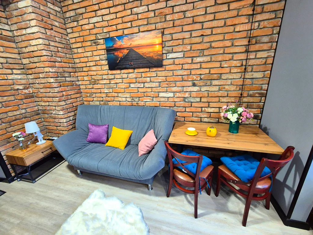 Современная студия в 10 минутах ходьбы от вокзалов