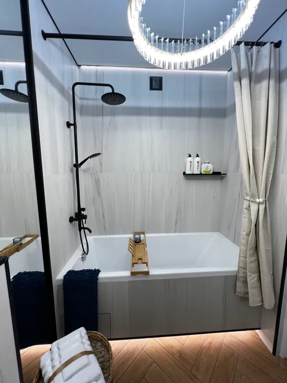 Дизайнерская квартира в центре города