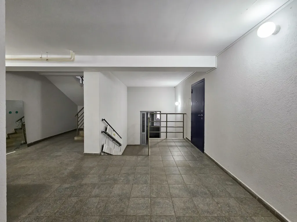 Просторная уютная студия в центре города