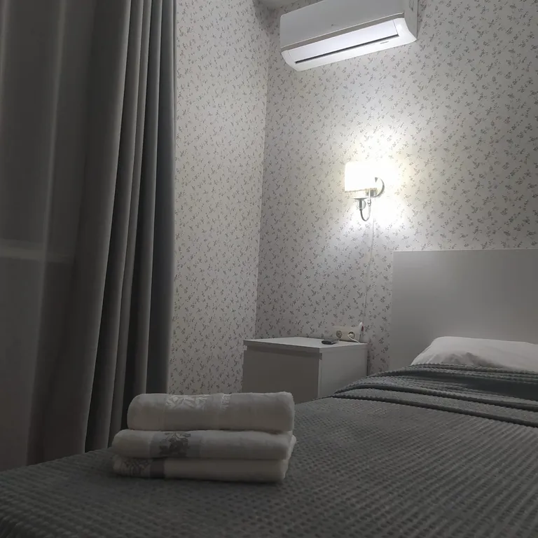 Квартира 2-комнатная Квартира — Севастополь