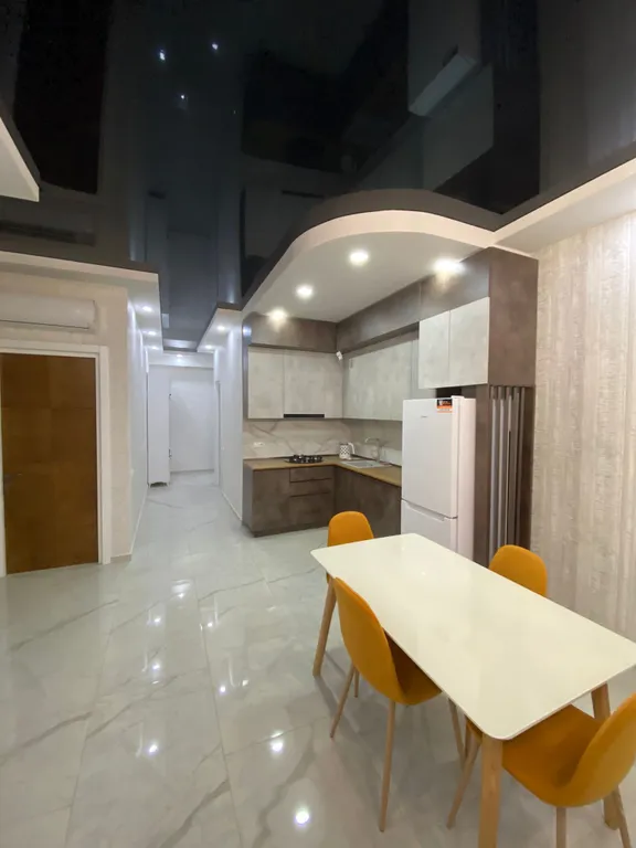 Трехкомнатная квартира в элитном доме