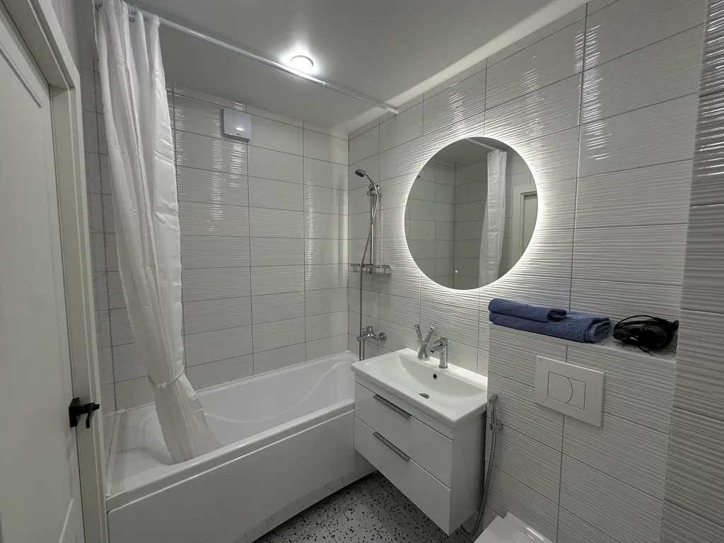 Новая светлая однокомнатная квартира в курортном районе