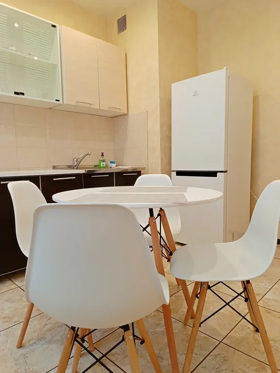 Квартира Чистая квартира в центре города около ж/д вокзала в элитном жк с бесплатной парковкой — Волгоград