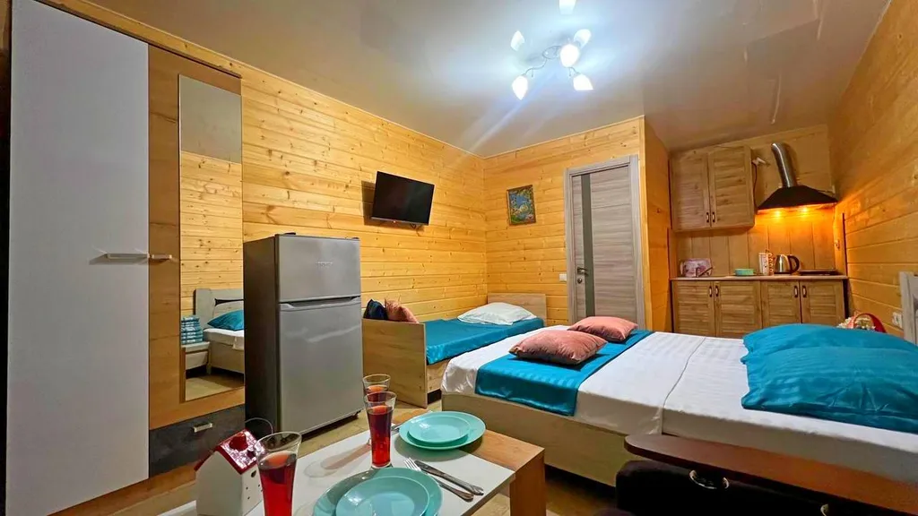 Коттедж 4-х местный домик с кухней — Анапа