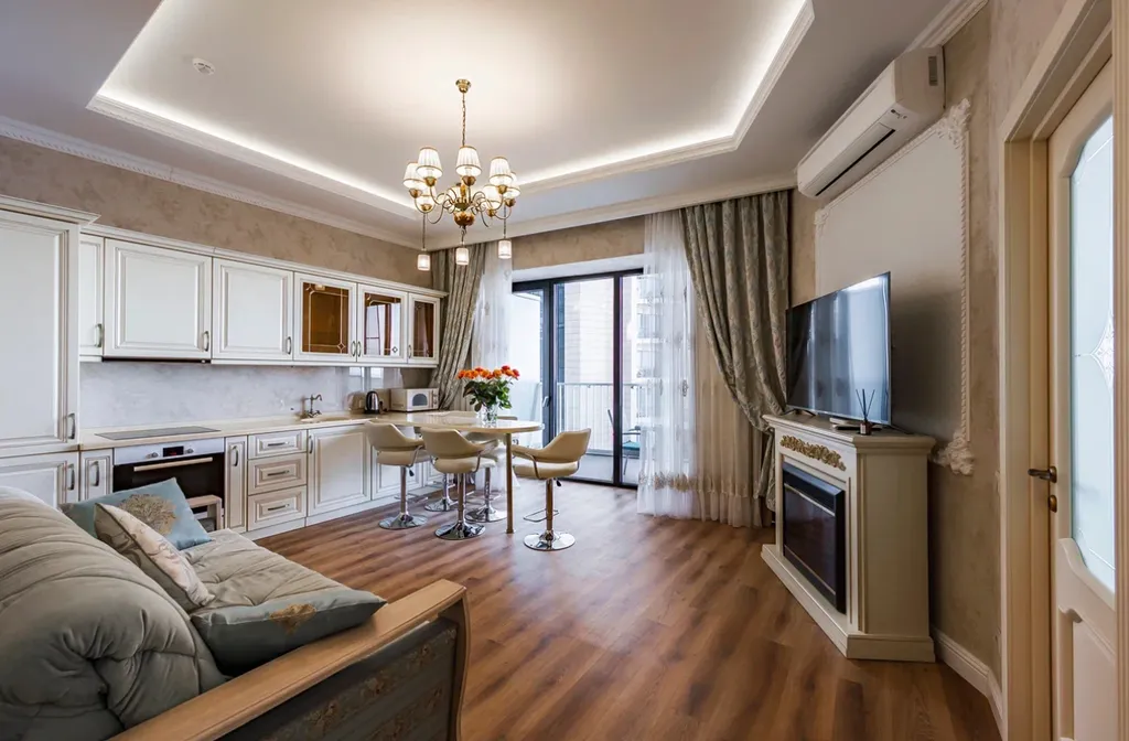 Большой апартамент с видом на море