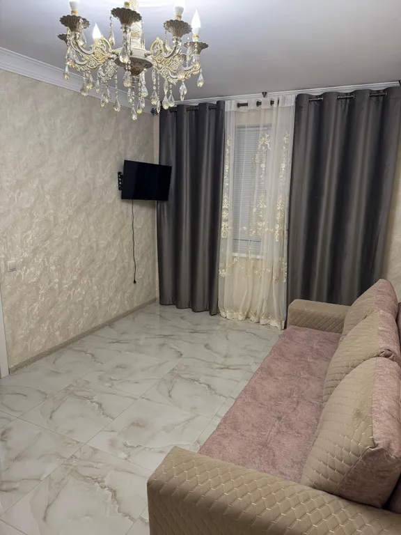 Уютный номер-однушка с изолированной комнатой на время отпуска