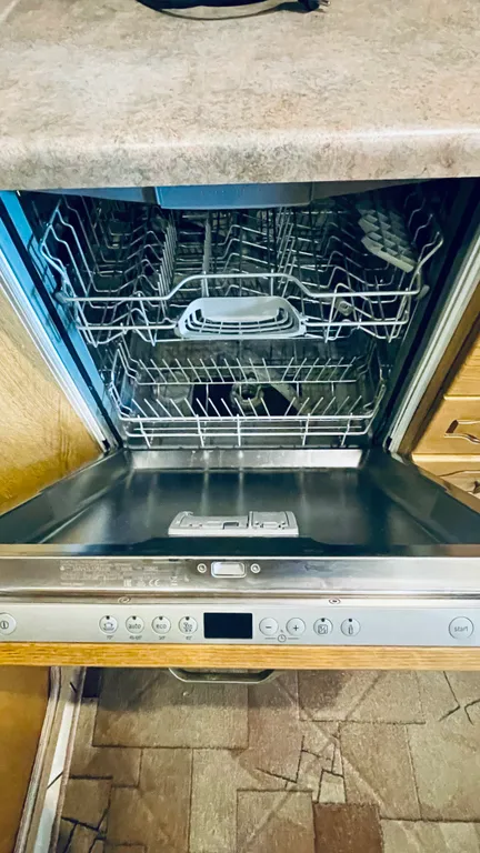 Просторная трешка в центре