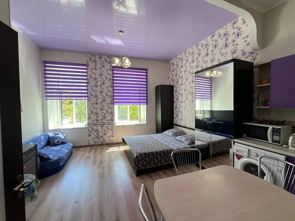 Квартира Студия в доме царской постройки — аренда посуточно в Евпатория