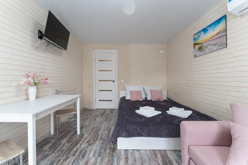 Дом с баней и бассейном