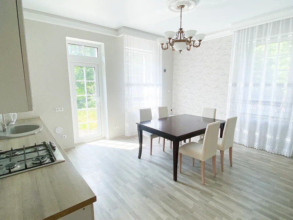 Квартира Гостевой дом Venzor (Апартаменты-1) — аренда посуточно в Светлогорск