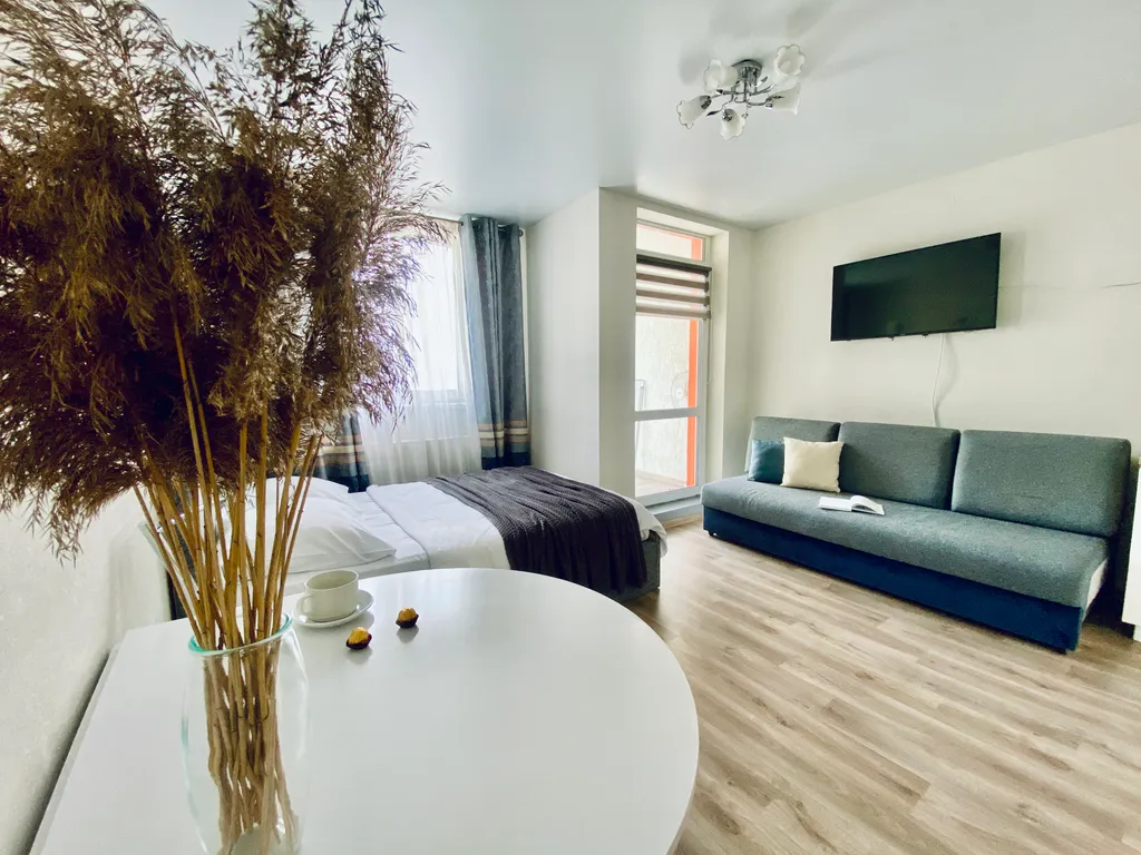 Студия в квартале Апрель