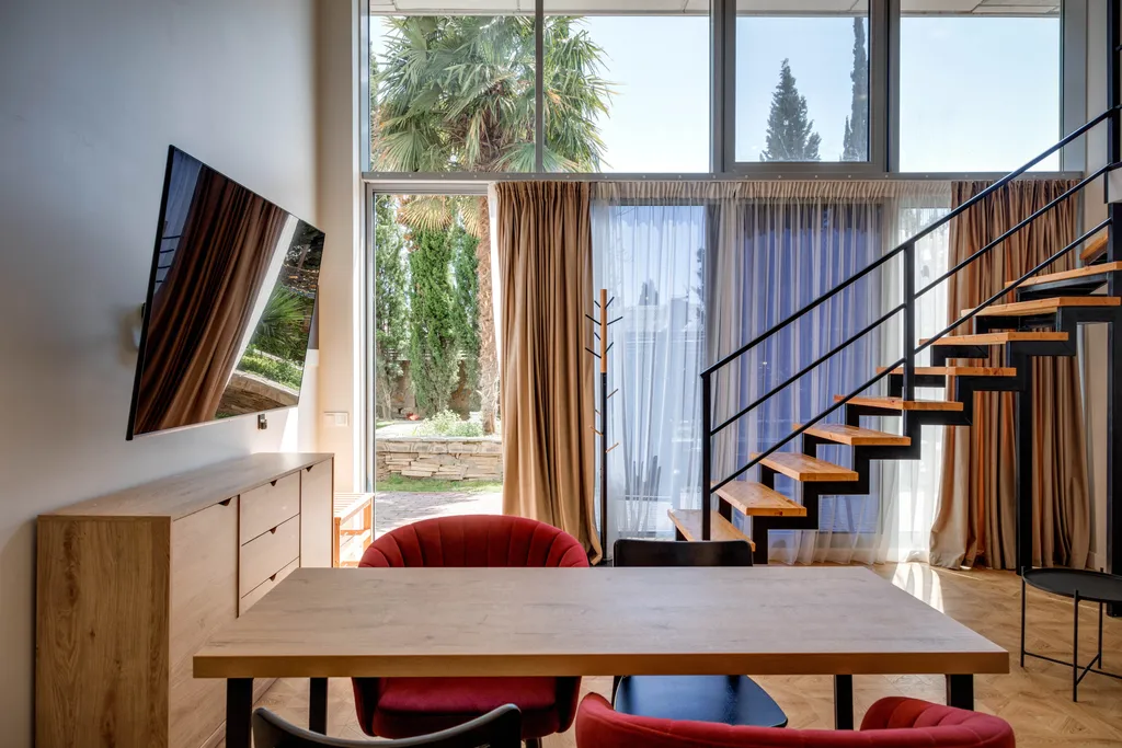 Двухуровневая студия на 1 этаже