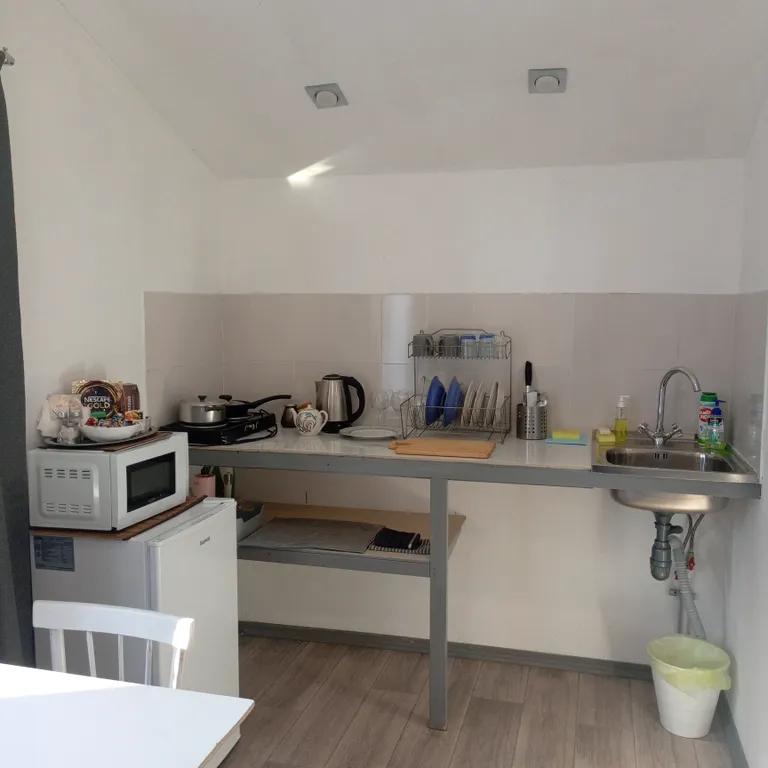 Чистая студия с евро ремонтом и красивым видом на горы