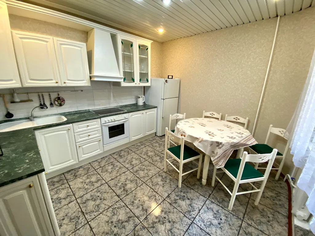 4-комнатная Квартира